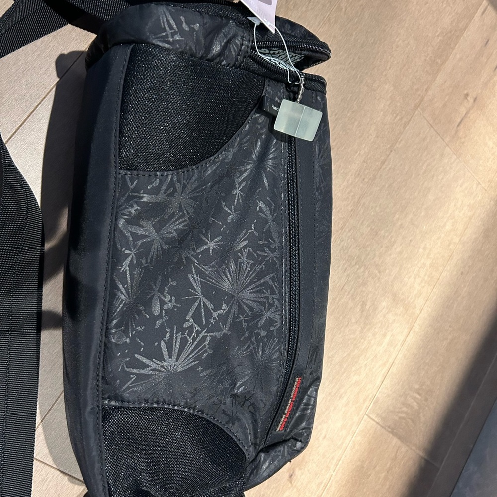 Ladies Hedgren Black Urban Bag NWT